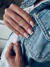 Load image into Gallery viewer, Nr 5 Viva La Manicure - French White (5g)