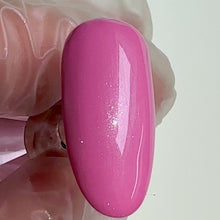 Load and play video in Gallery viewer, Molecule Nr 135 Gel Polish 10 ml.