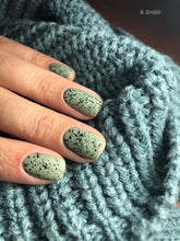 Load image into Gallery viewer, Molecule Nr 82 Gel Polish 10 ml.