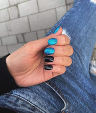 Load image into Gallery viewer, Molecule LUXURY Nr 4 Gel Polish 10 ml.