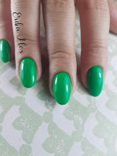 Load image into Gallery viewer, Molecule Nr 38 Gel Polish 10 ml.